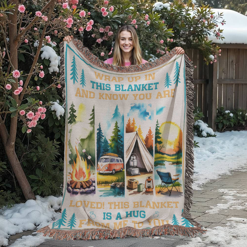 Camping Blanket Gift – A Hug from Afar, Wrapped in Every Stitch