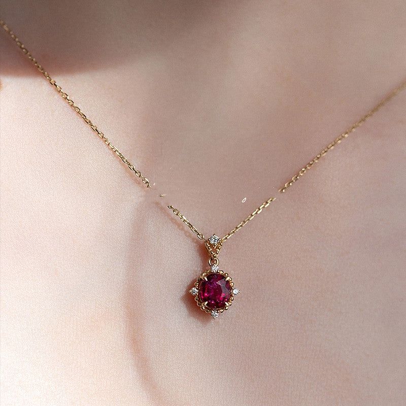18K Gold Rouge Ruby Necklace Women's Vintage